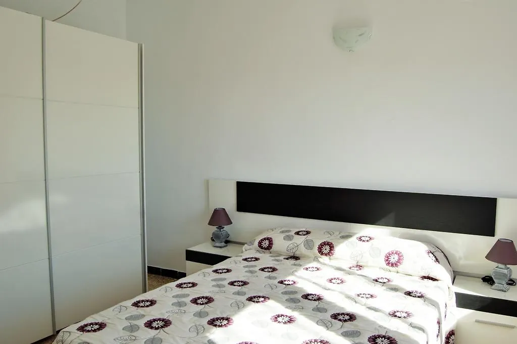 Villa Doris Lloret de Mar Spanien